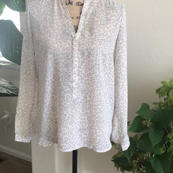 Kenar Tops - NWOT Kenar